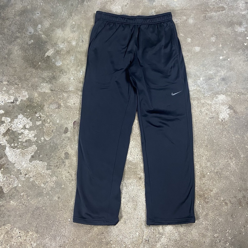 Nike Therma-Fit Sweatpants Size Medium Black Drawstring Athletic Swoosh Logo